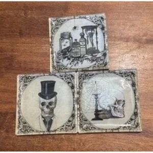 MADISON STUDIO Halloween Glass Dish Plates (3) Skull, Skeleton, Spider ~4"x4"‎